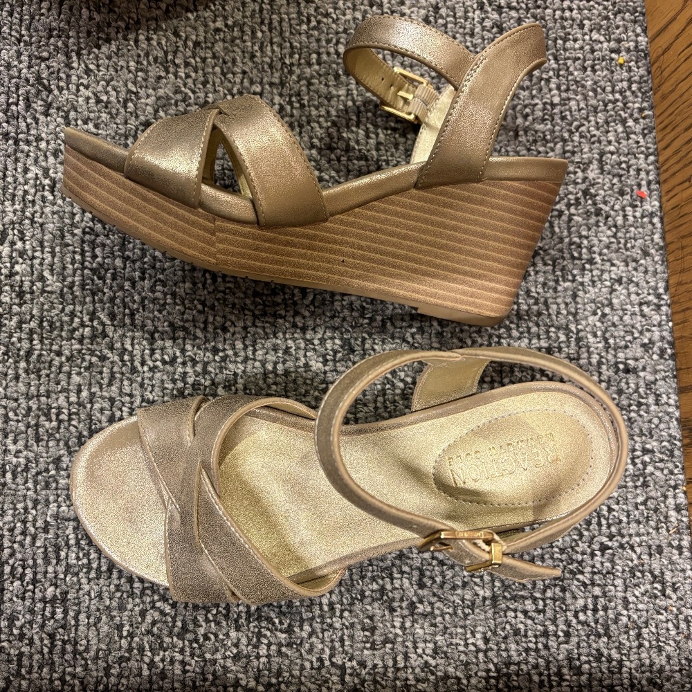 Kenneth Cole Reaction Wedge Sandals